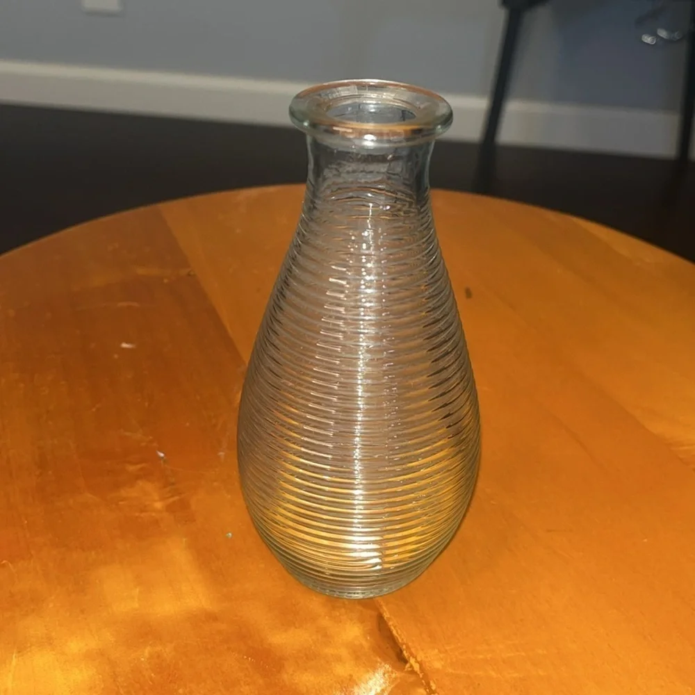Dainty Glass Vase (14.5cm x 7cm) Elegant Clear Glass Vase